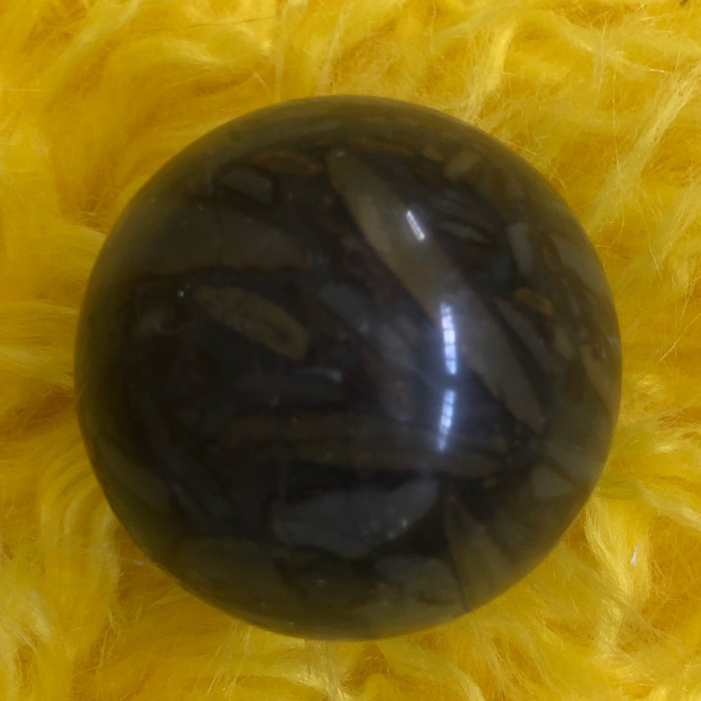 Fossil sphere, grounding vibes